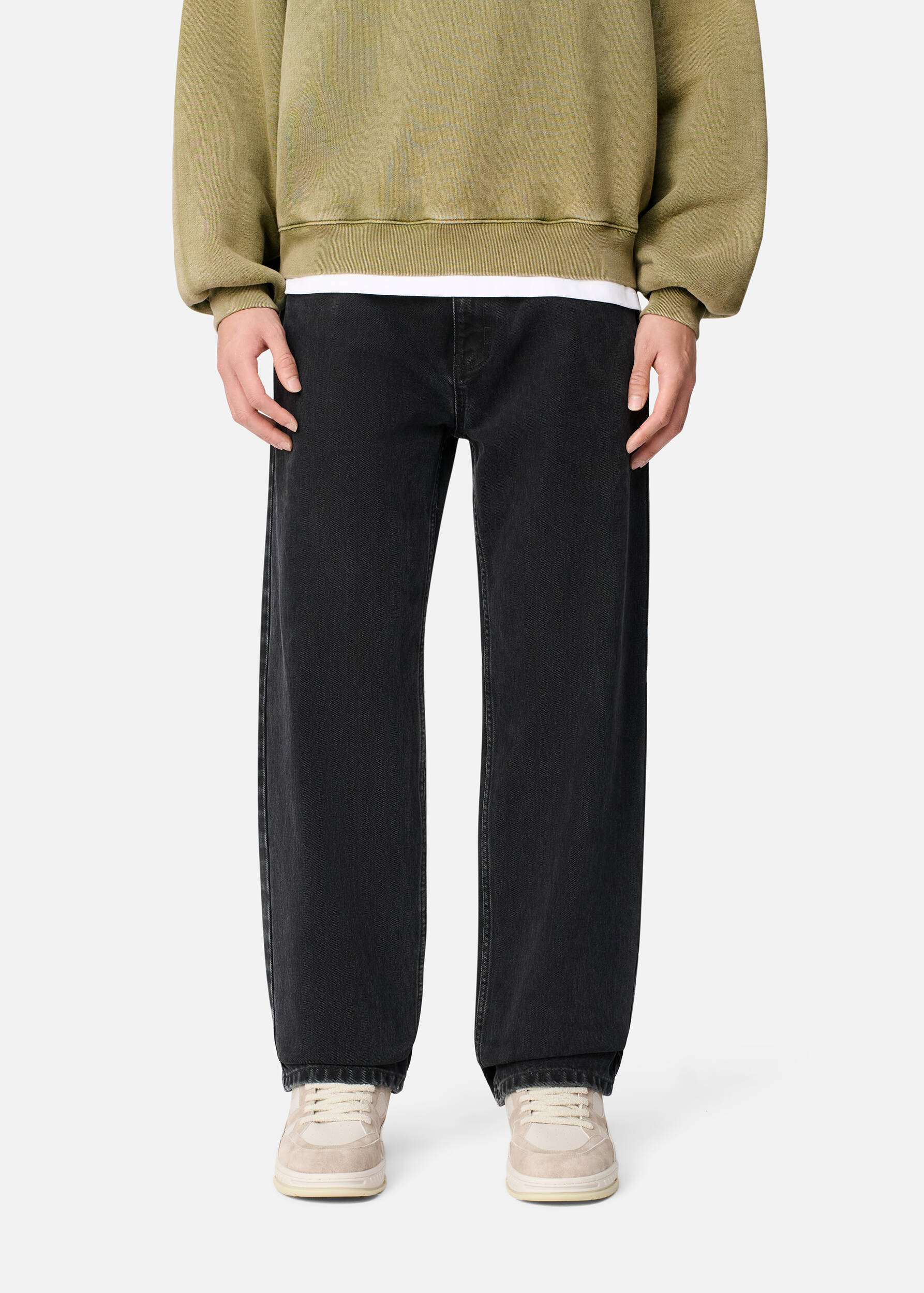 Zine Relaxed-Fit Jeans Black