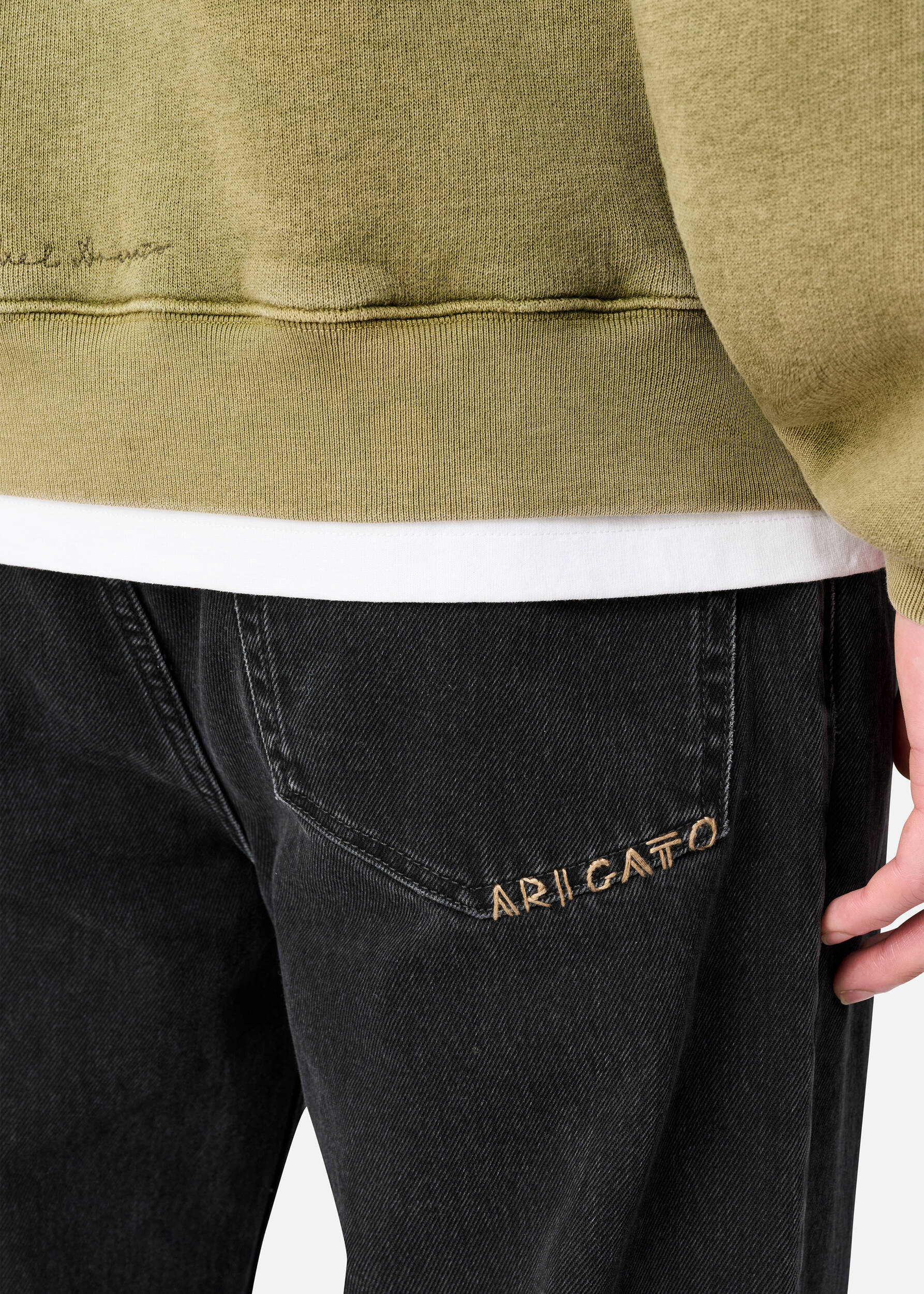 Zine Relaxed-Fit Jeans Black