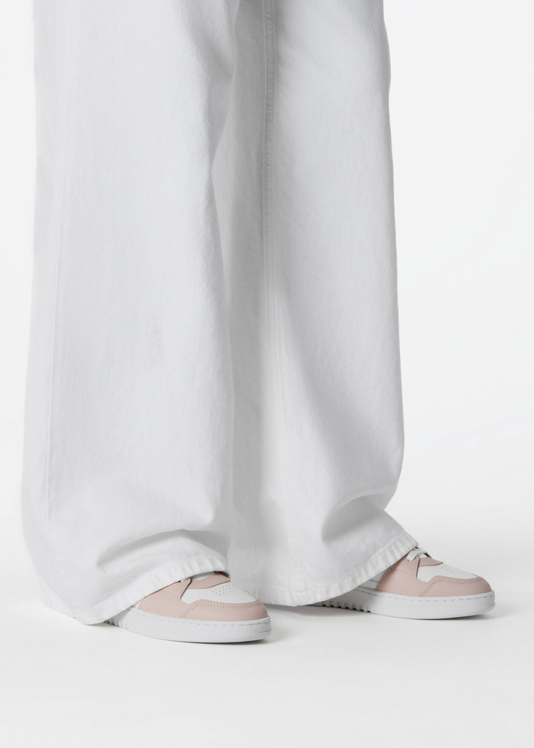 Dice Lo Bee Bird Sneaker White/Light Pink 5 Dice Lo Bee Bird Sneaker White/Light Pink