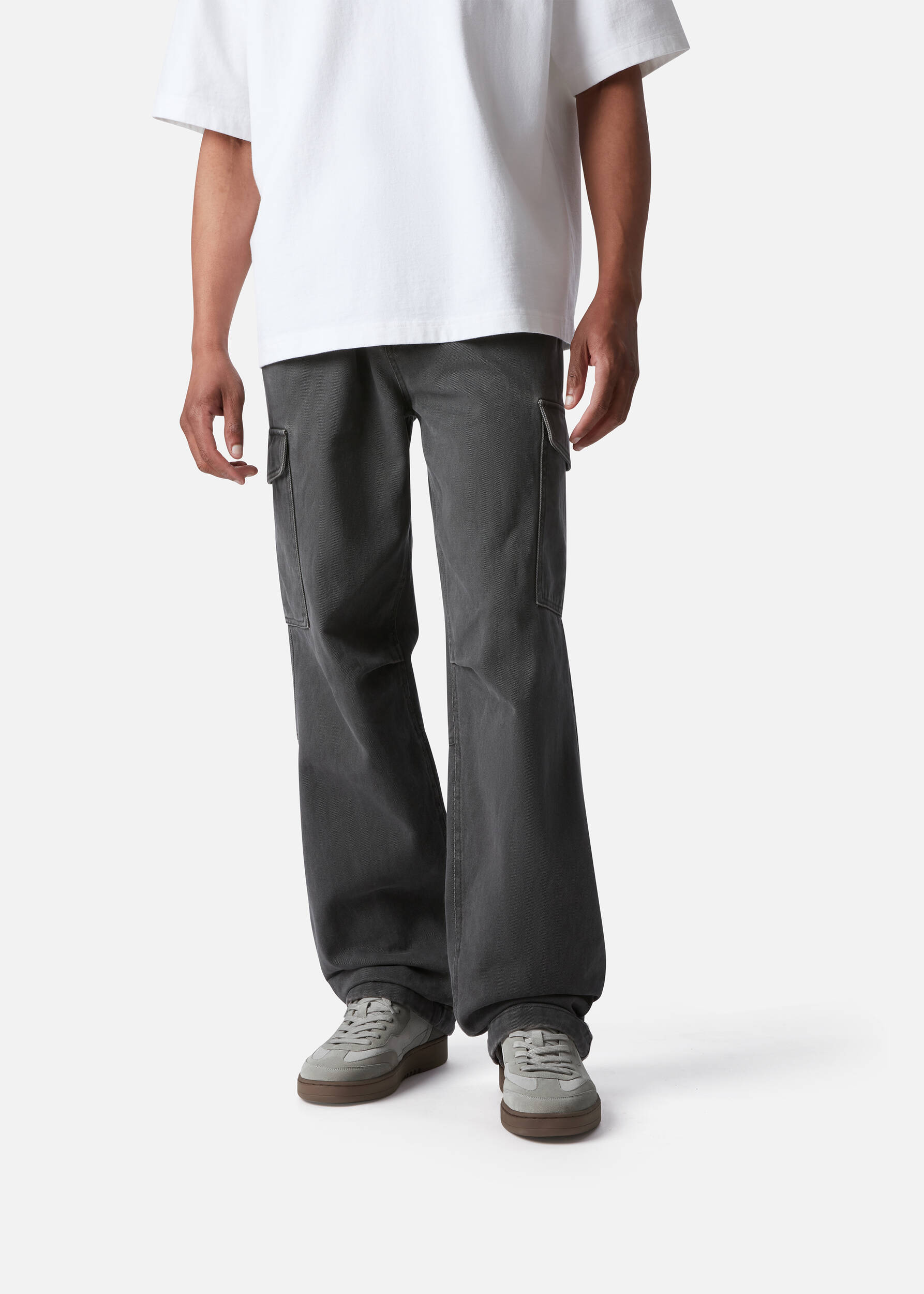 Dice T-Toe Sneaker White/Dark Gum 5 Dice T-Toe Sneaker White/Dark Gum