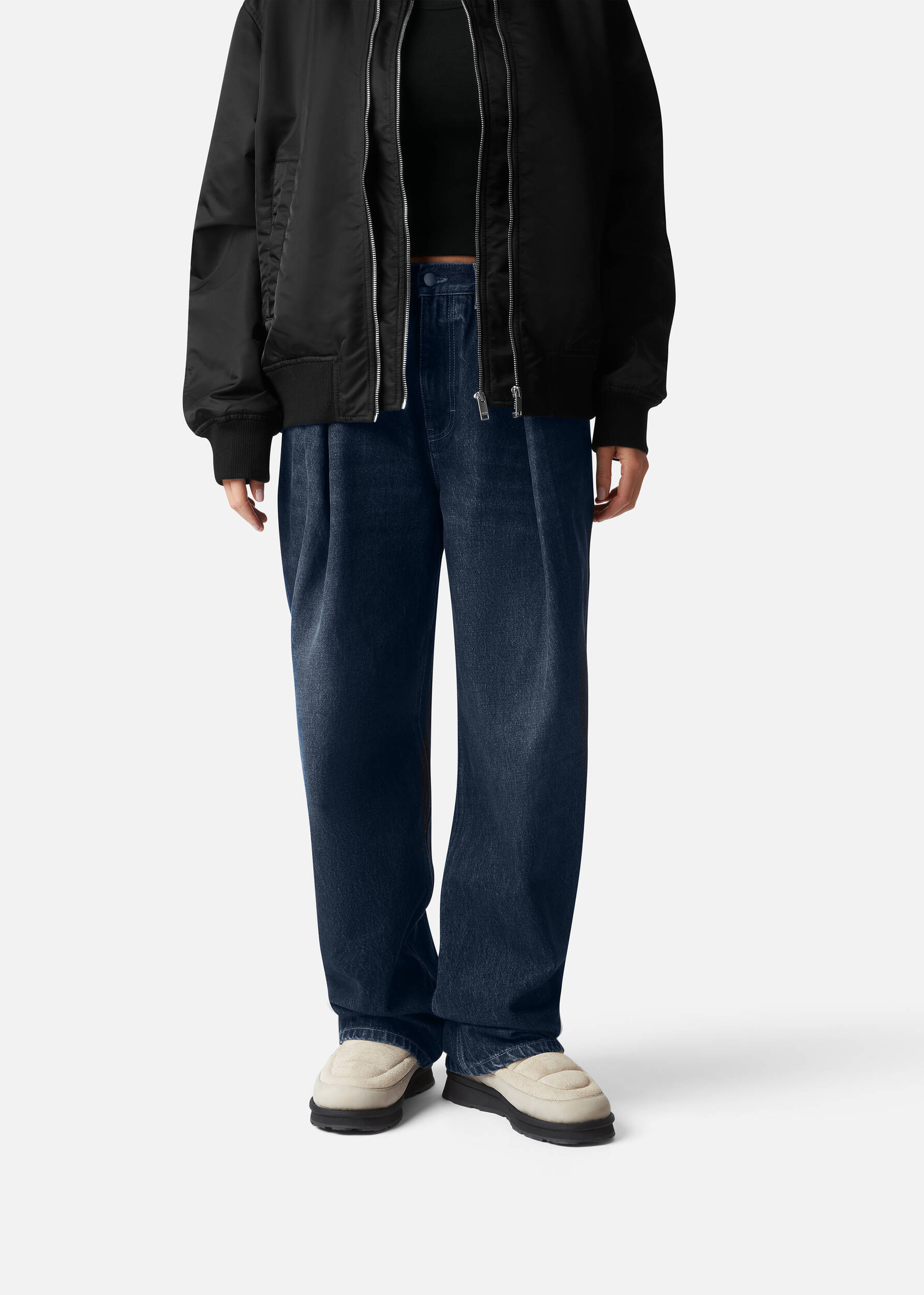 Pillow Boot Light Beige/Black 5 Pillow Boot Light Beige/Black