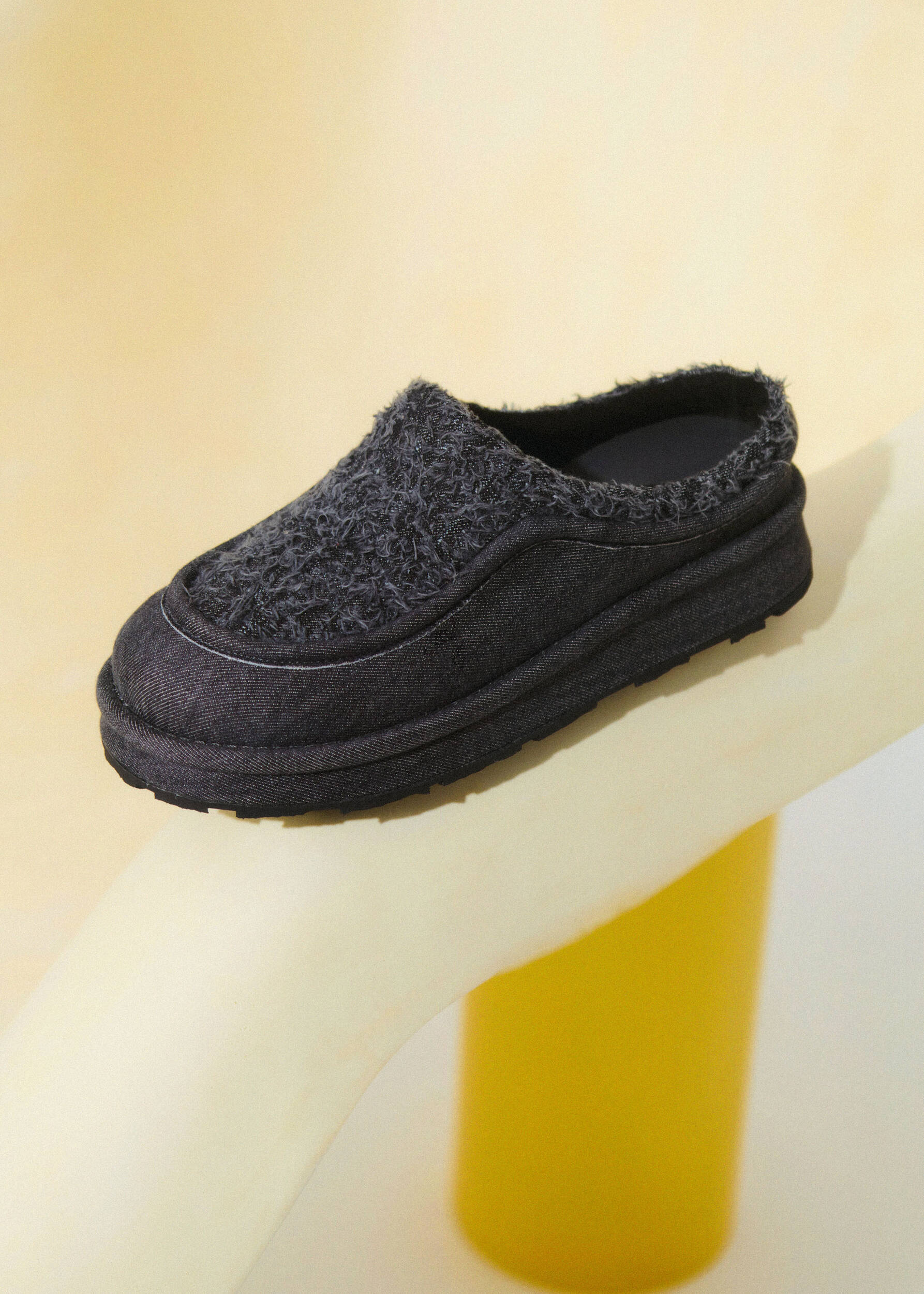 Pillow Mule Black/Black