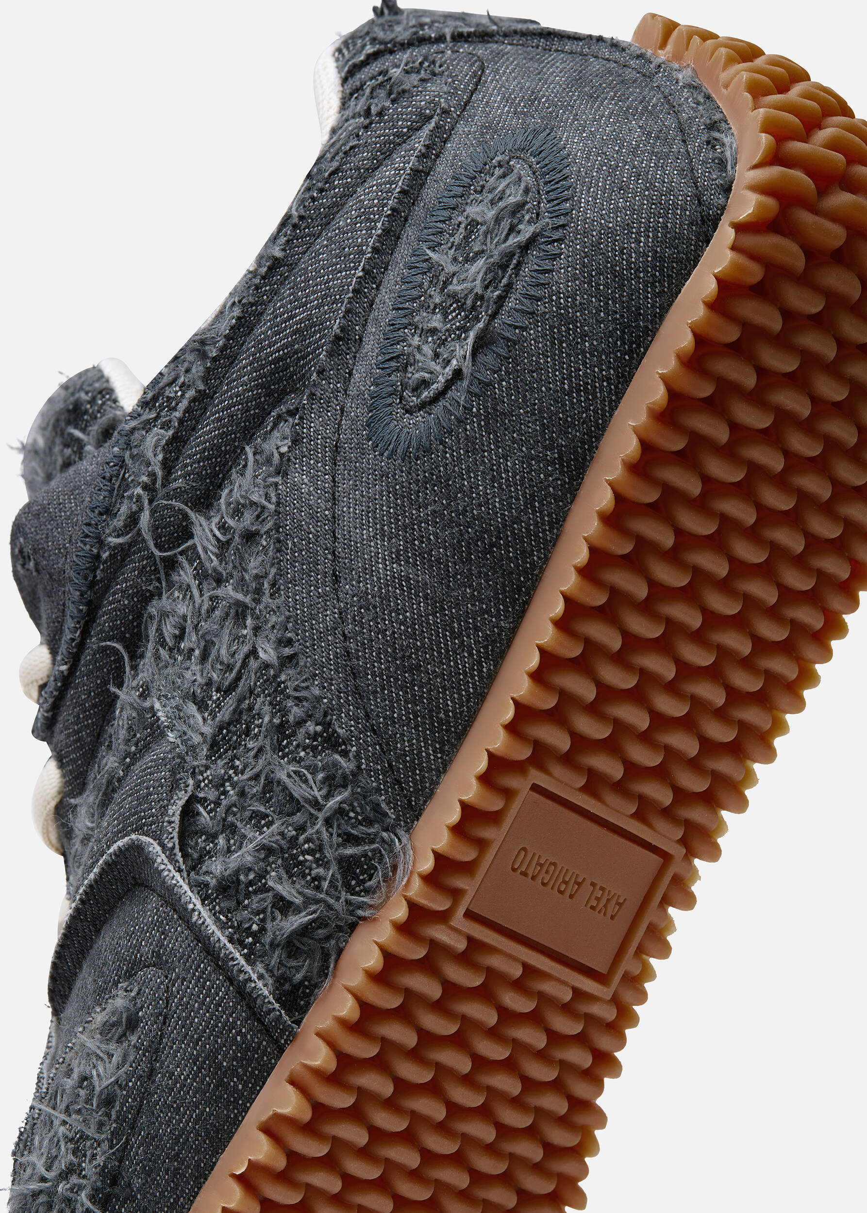 Slow Runner Off Black/Off Black 6 Slow Runner Off Black/Off Black