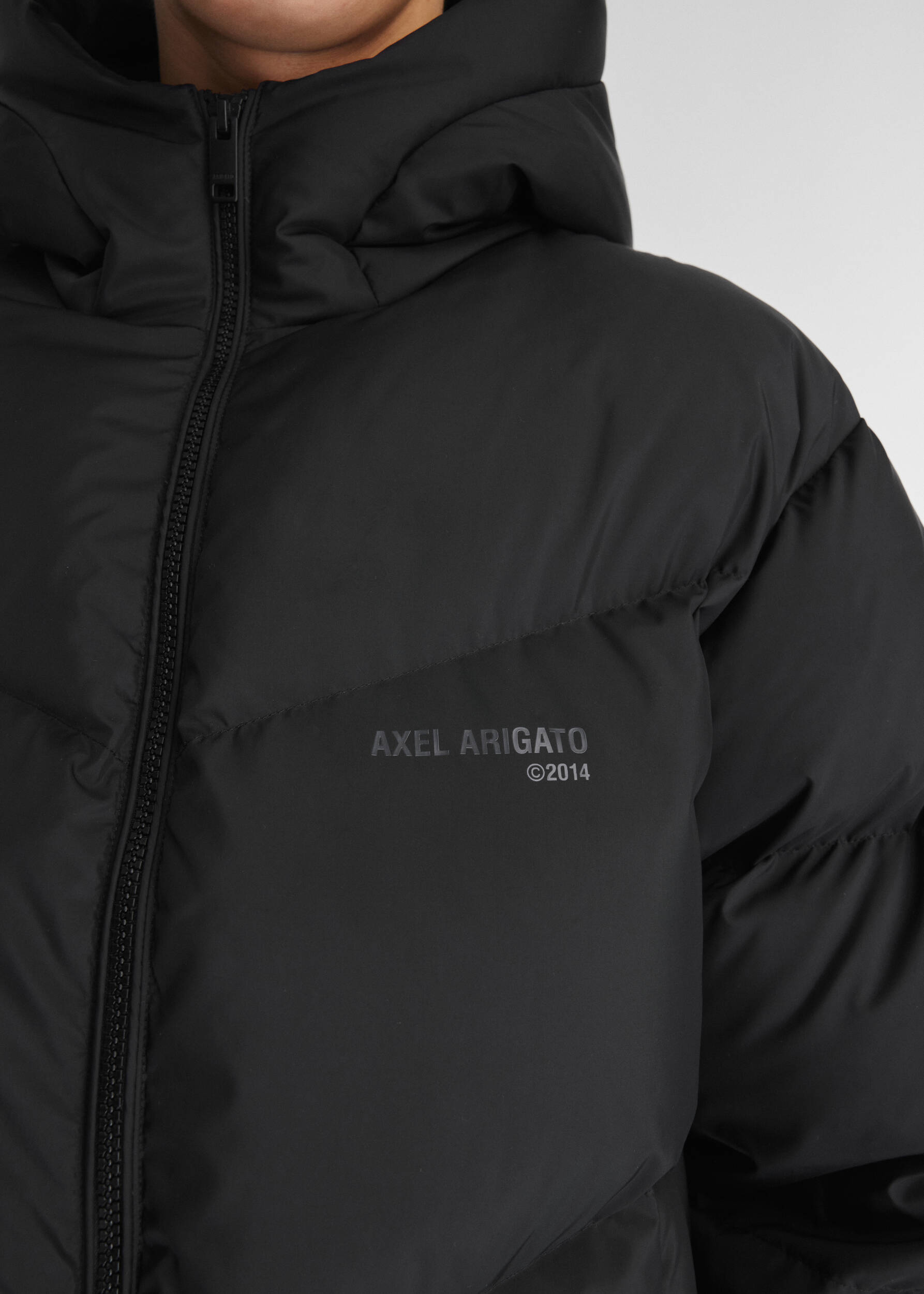 Peak Puffer Jacket Black