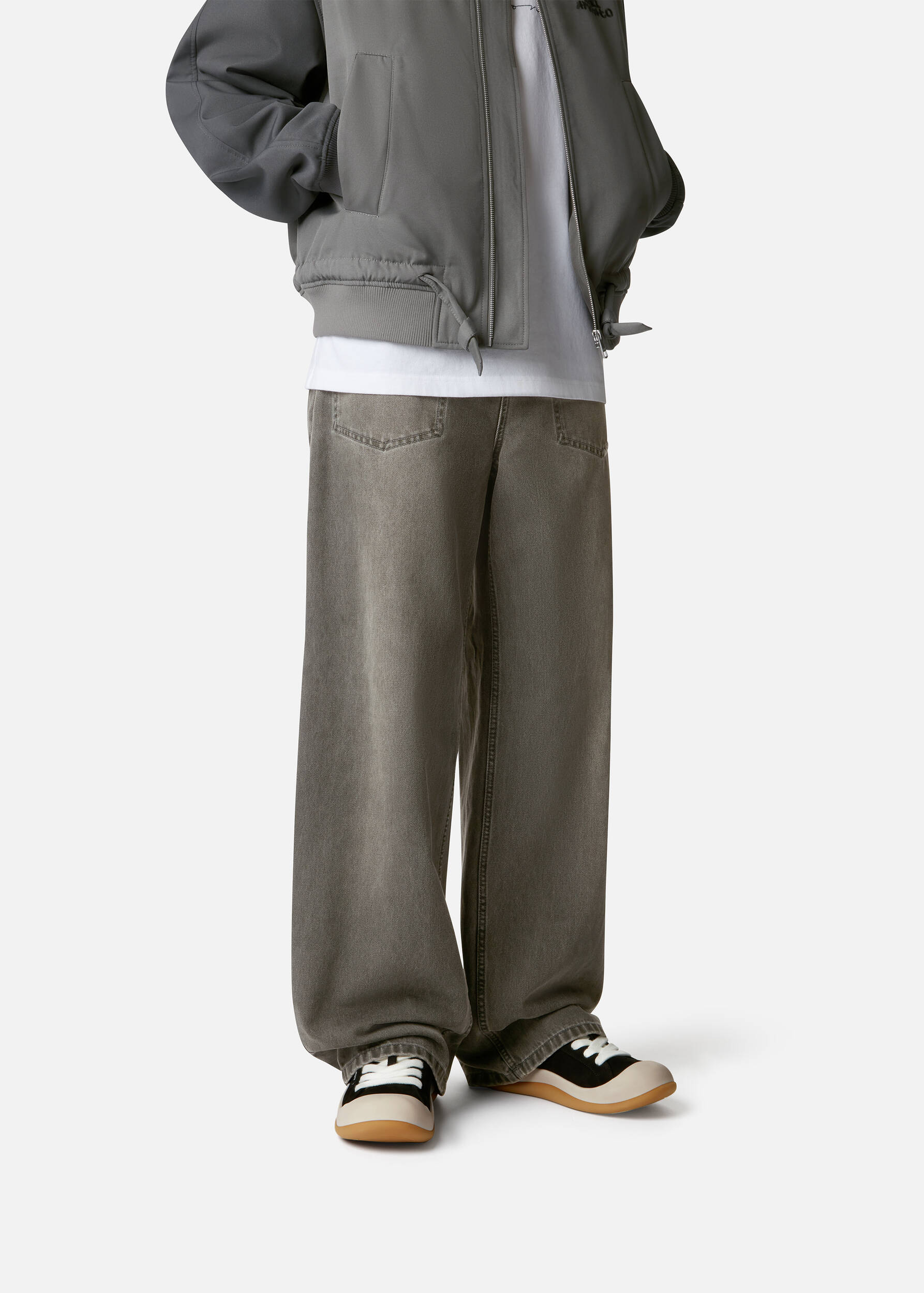 Squish Sneaker Black/Gum