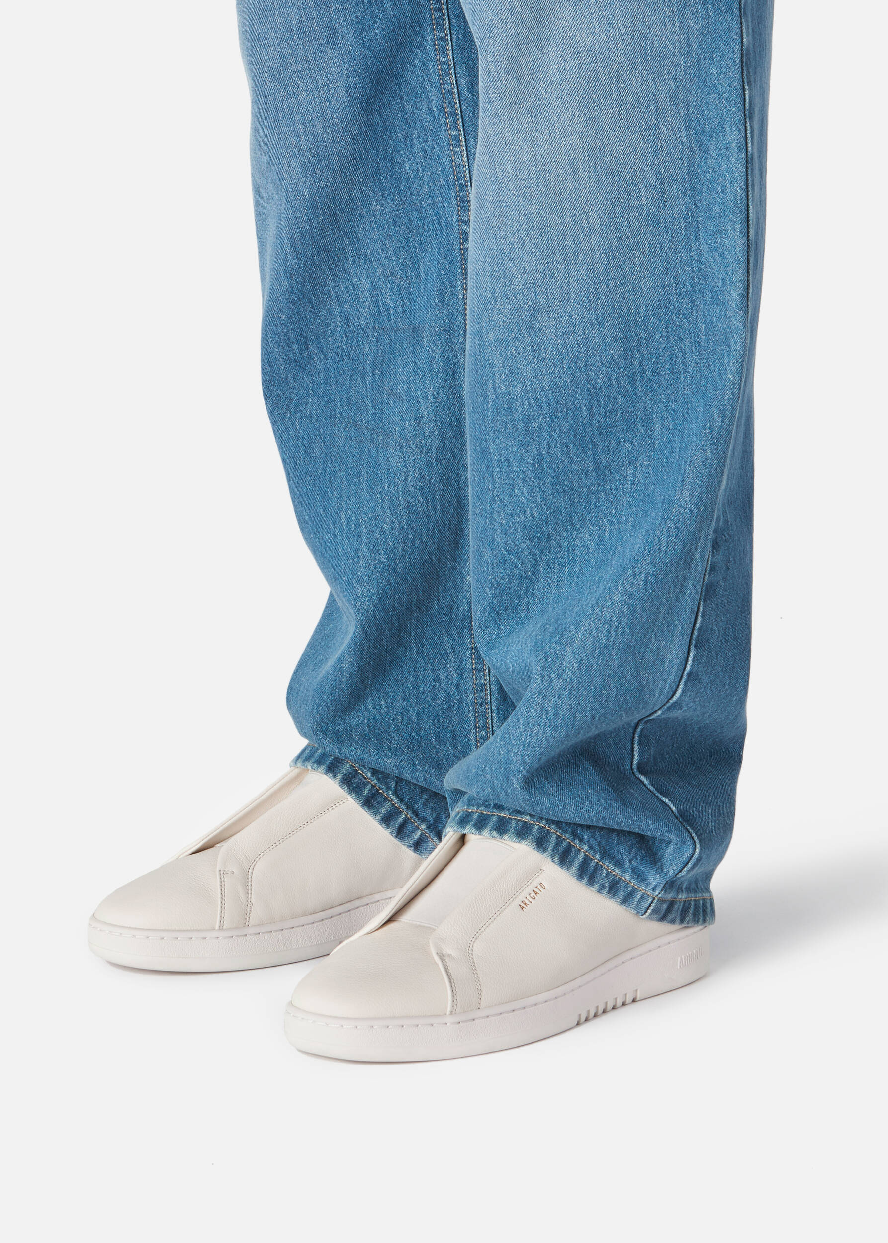 Dice Laceless Sneaker Off White/White