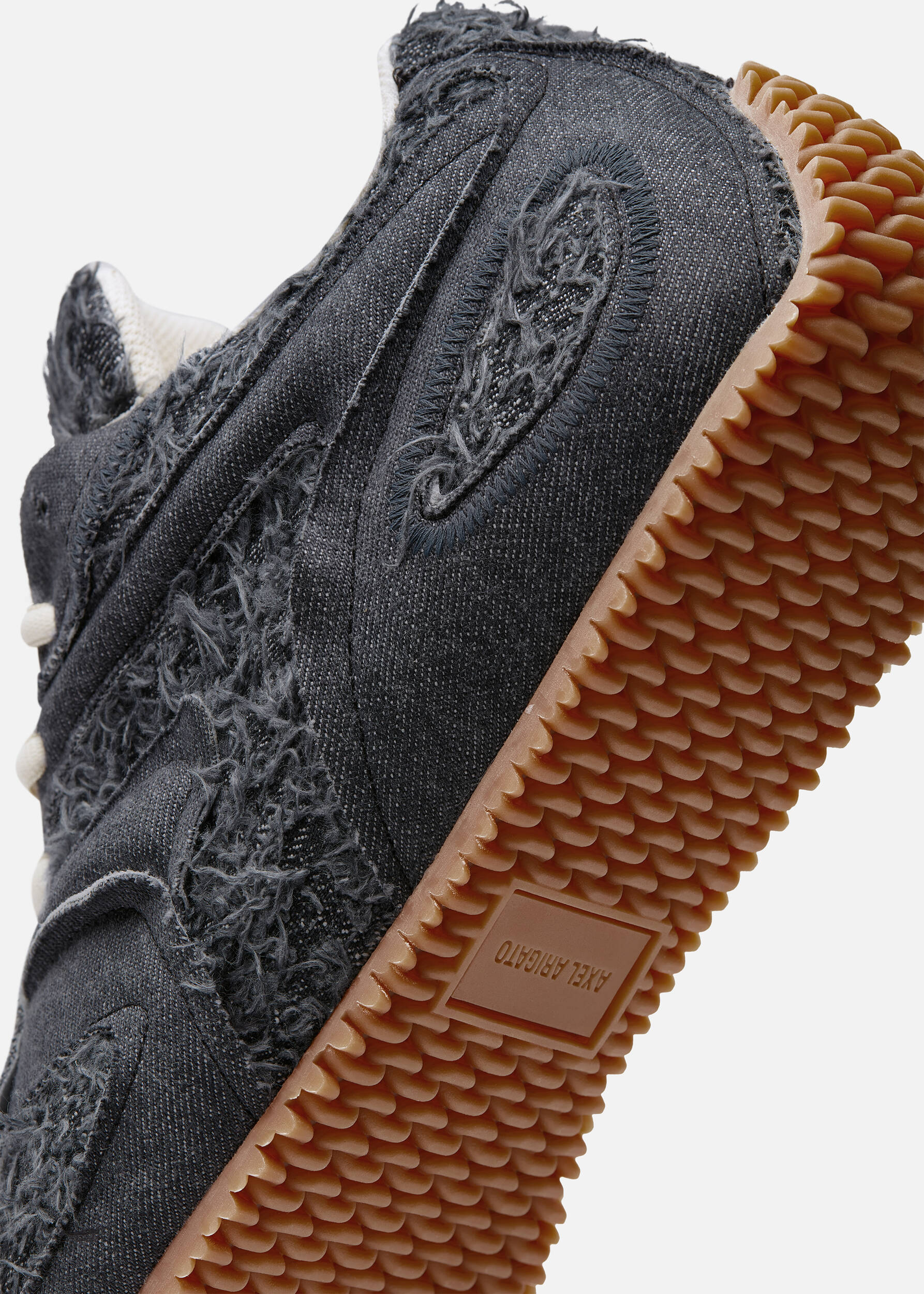 Slow Runner Off Black/Off Black 6 Slow Runner Off Black/Off Black