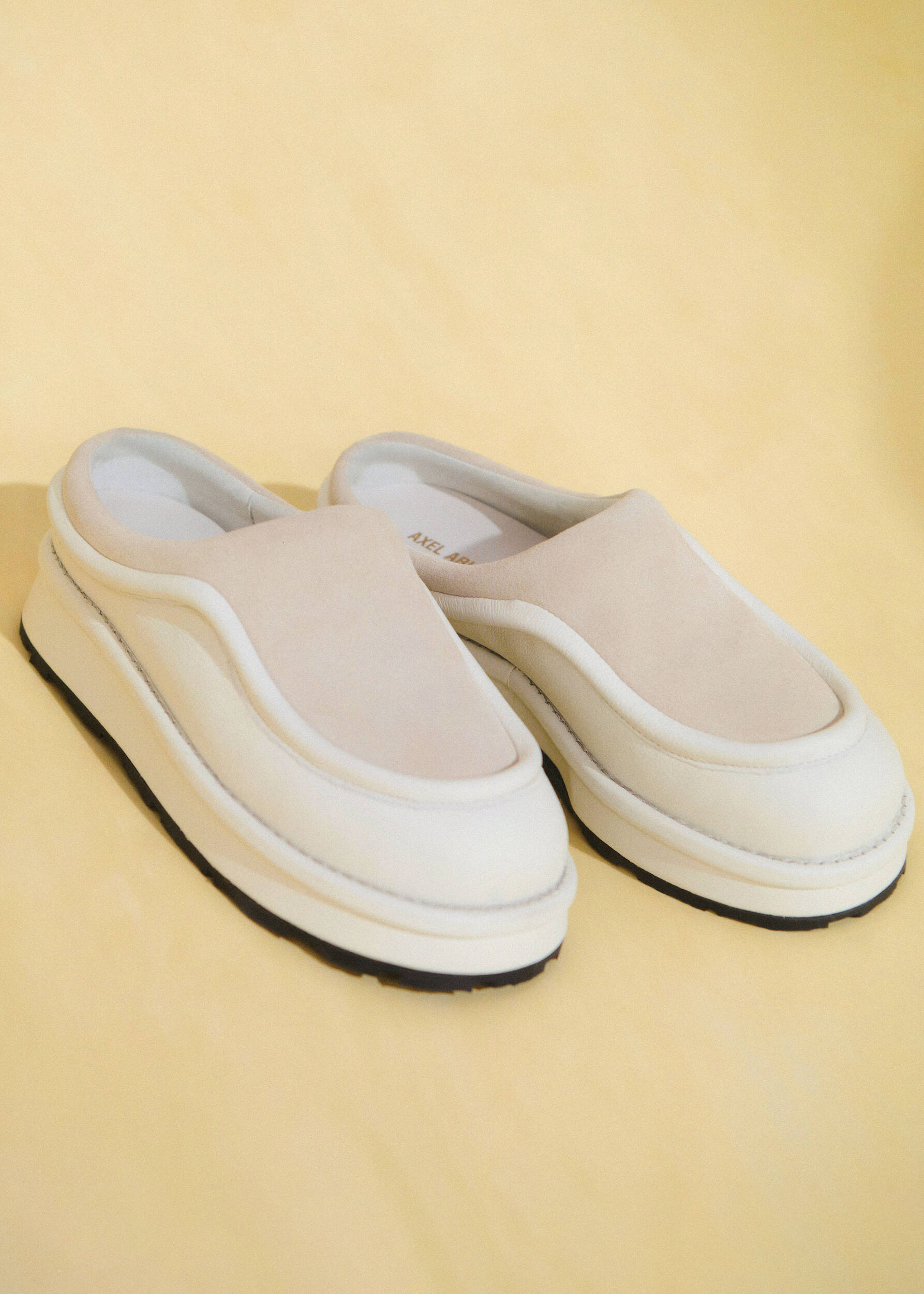 Pillow Mule Off White/Off White 6 Pillow Mule Off White/Off White