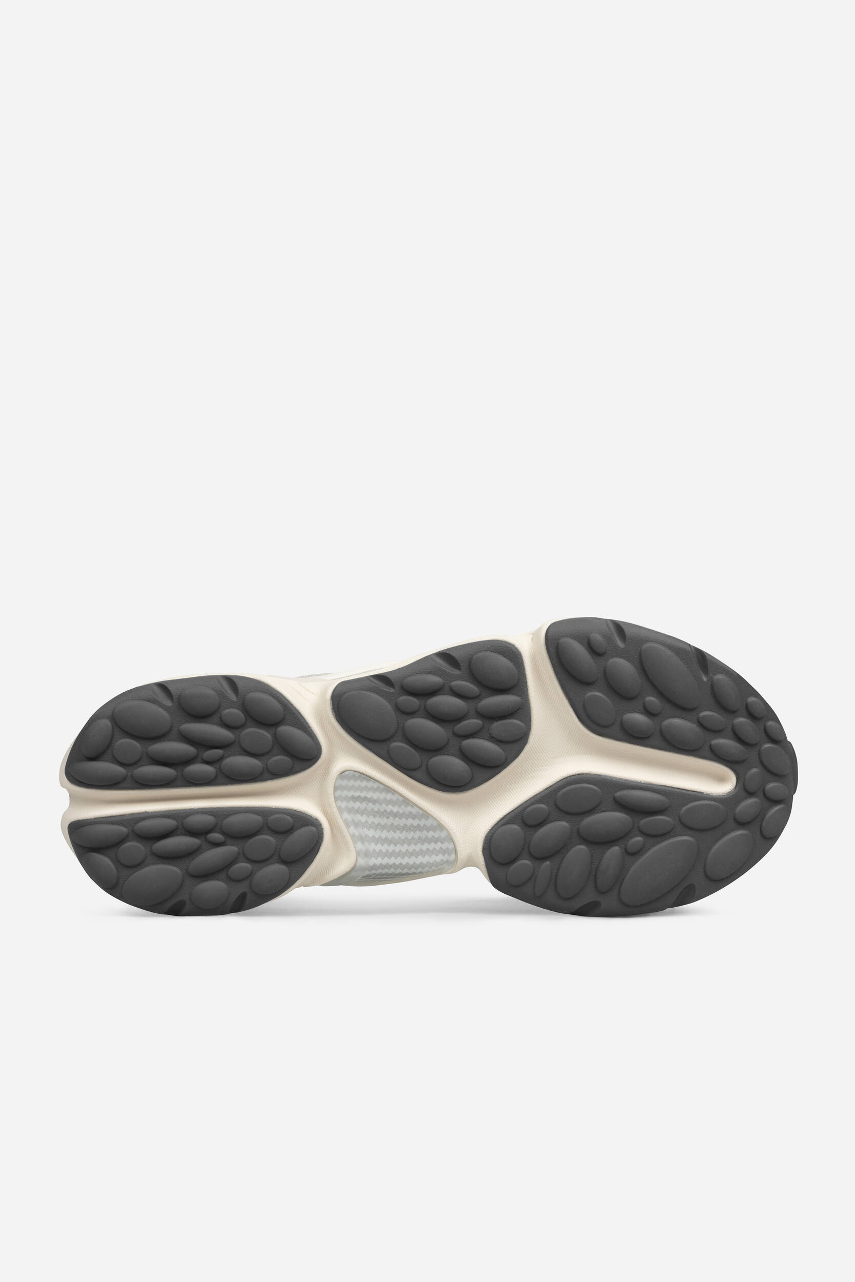 Satellite Runner Beige/Beige 4 Satellite Runner Beige/Beige