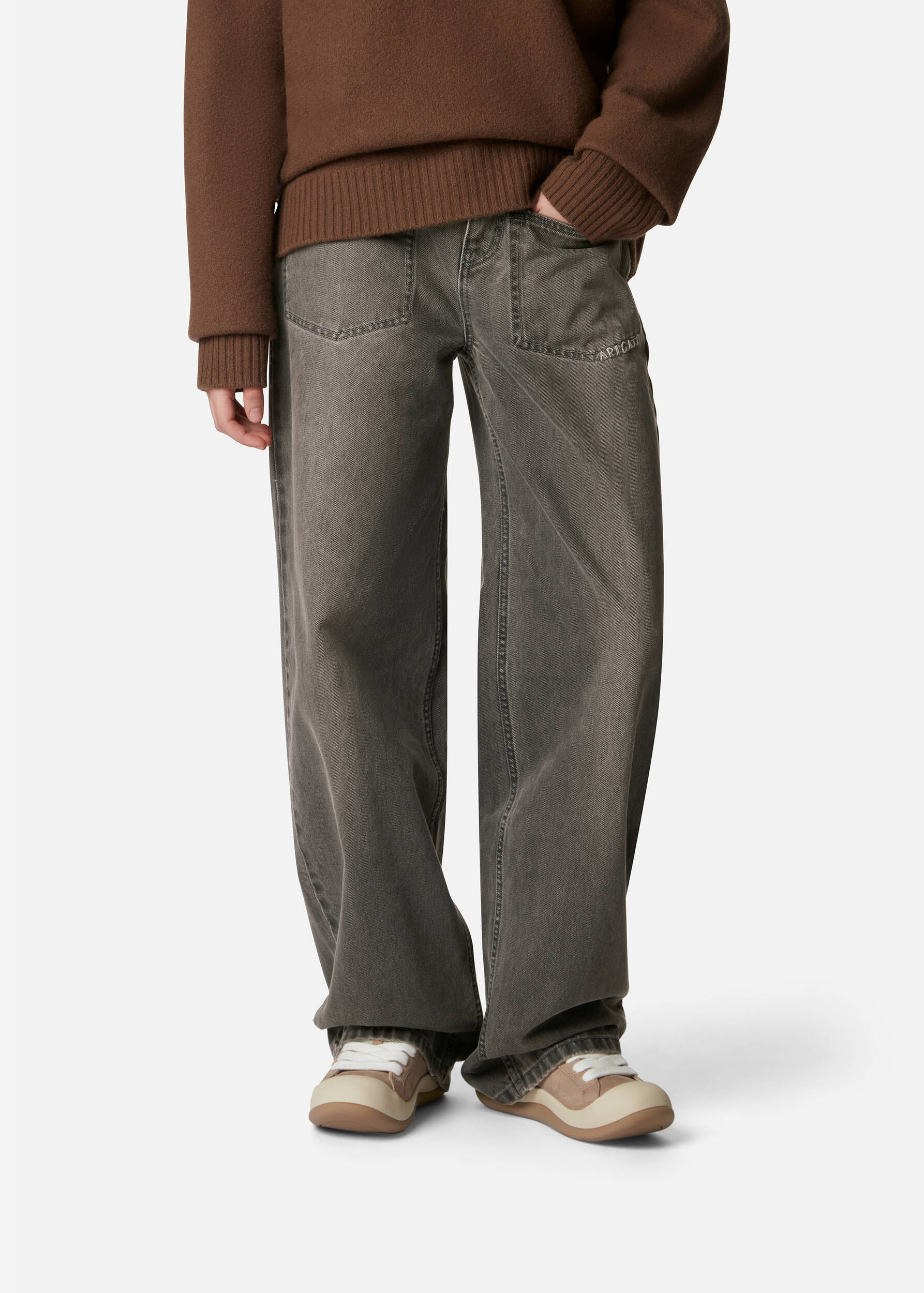 Squish Sneaker Tan/Gum